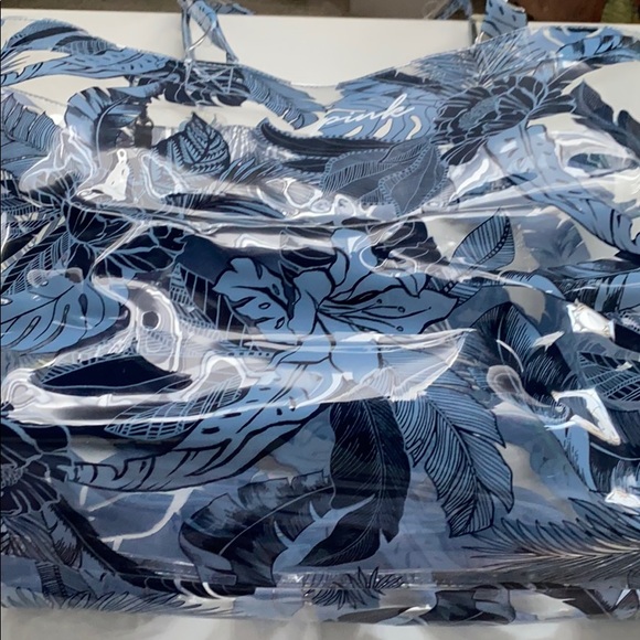 VS PINK BEACH TOTE - Picture 2 of 5